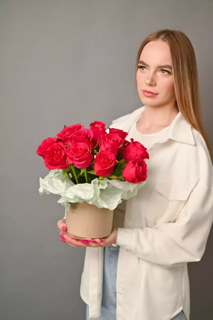 Композиция из 15 роз - фото 1
